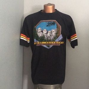 Vintage Mt Rushmore South Dakota T-Shirt